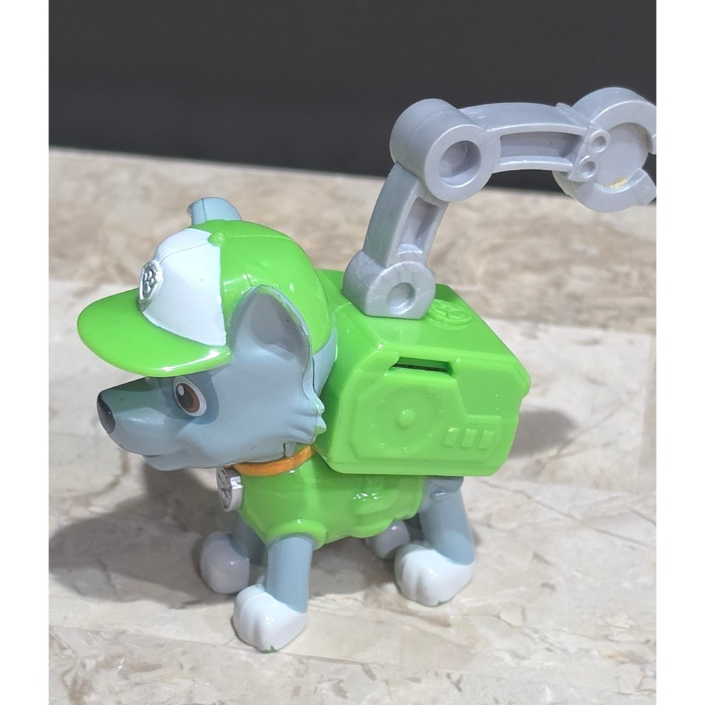 Paw Patrol Rocky Action Figure Green Recycling Pup with Mechanical Claw Arm Toy